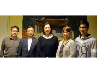 Der neue Vorstand: Nguyen Van Hoa, Nguyen Duy Long, Doan Hoang Mai, Susanne Düskau und Tran Quang Tien (v.l.n.r.)