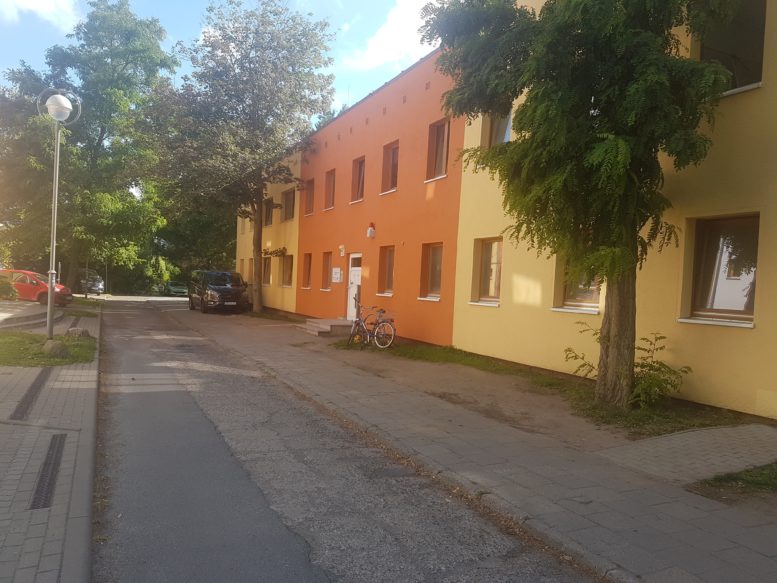 Seitenstraße mit Zugang zu den Büros von Dien Hong e.V.
