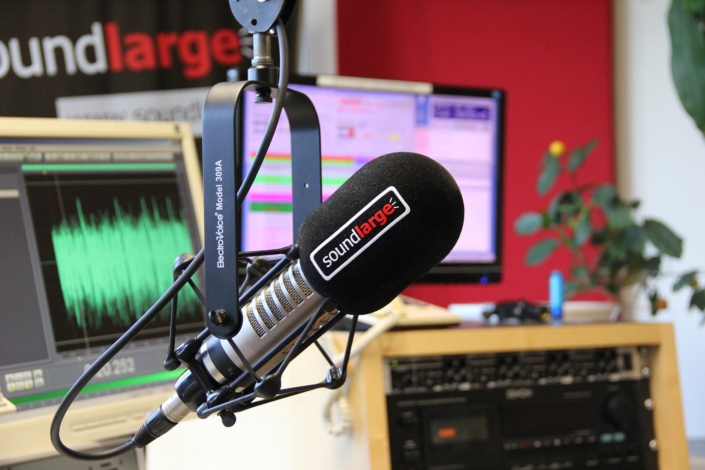 radio-studio-g04d921ee2_1920